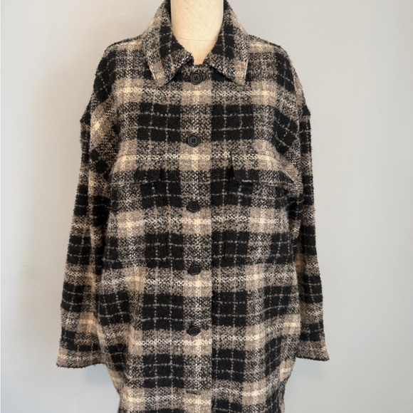 Banana Republic Black and Cream Belted Jacket - Picture 3 of 6